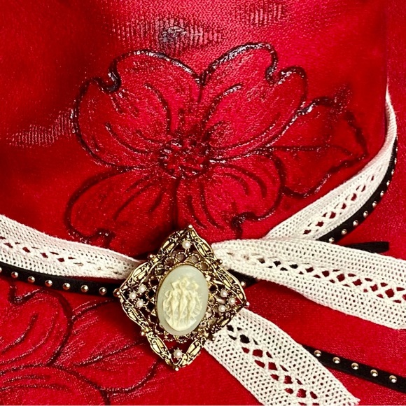 NWT Custom Hat “Dogwood Blooms” - Picture 3 of 9